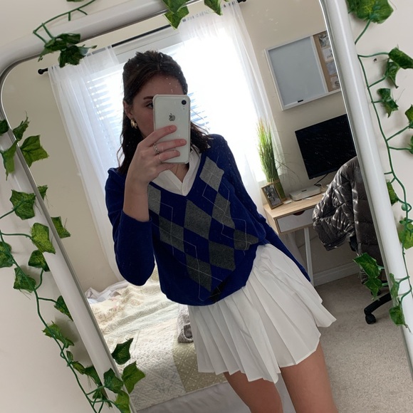 Blue Argyle Sweater with Collar 💙 - Picture 2 of 4